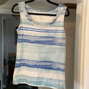 St Johns Bay size medium tank.